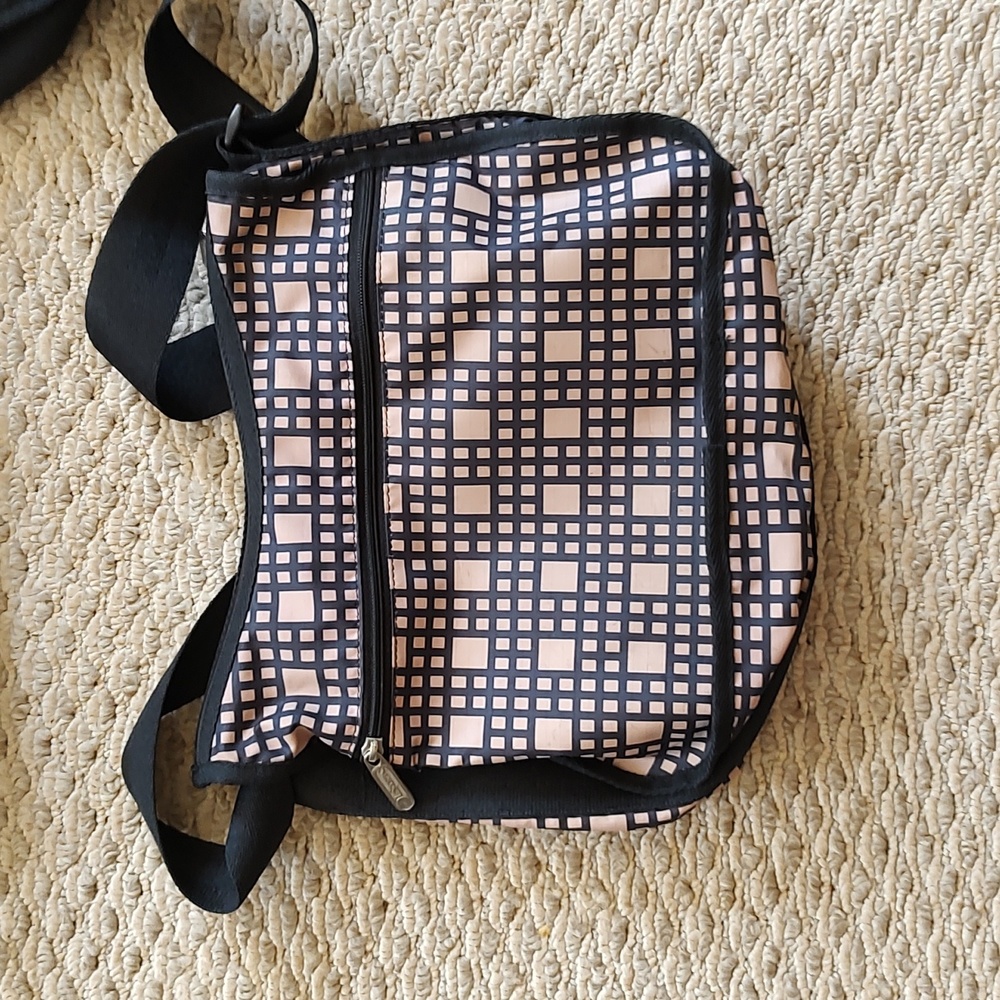 Lesportsac purse